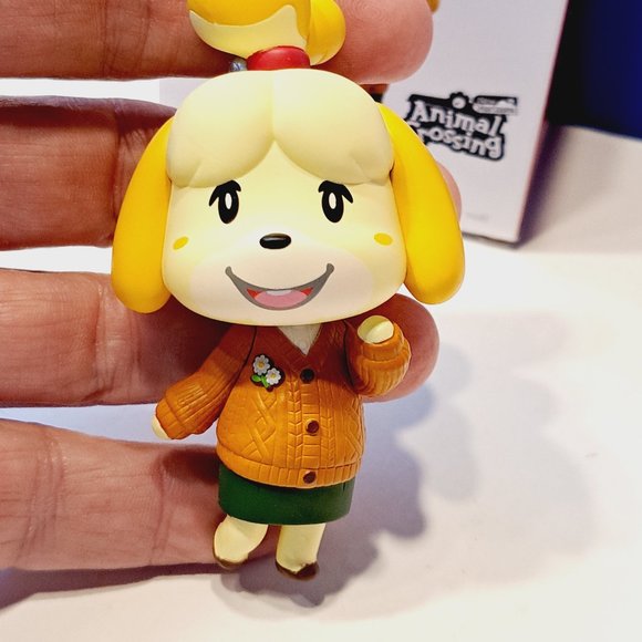 Hallmark 2023 Keepsake ISABELLE Animal Crossing Nintendo Christmas Ornament - Picture 6 of 7